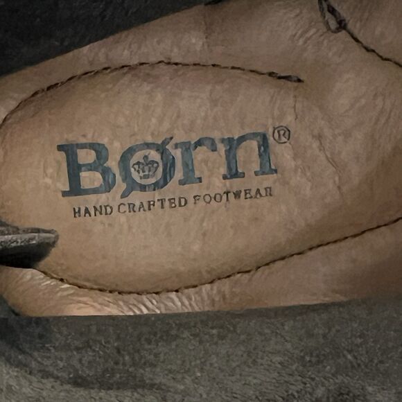 BORN Iwa Comfort Crisscross Flat Sandals Army Green Suede Size 10 - Picture 9 of 9